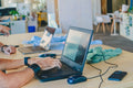 Site institucional profissional - Efeito Web